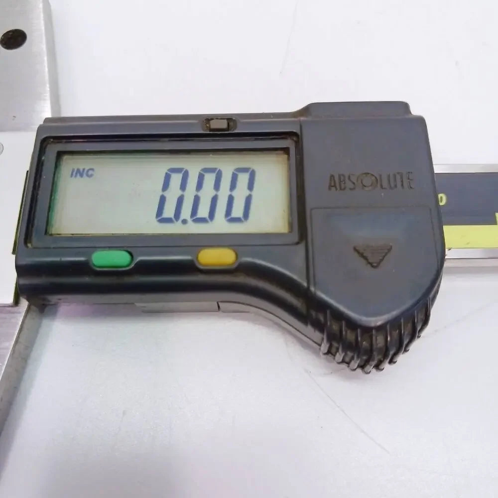 Цифровой глубиномер Mitutoyo 0–200 мм, модель 571-202-20 VDS-20DCX, Digimatic, Япония